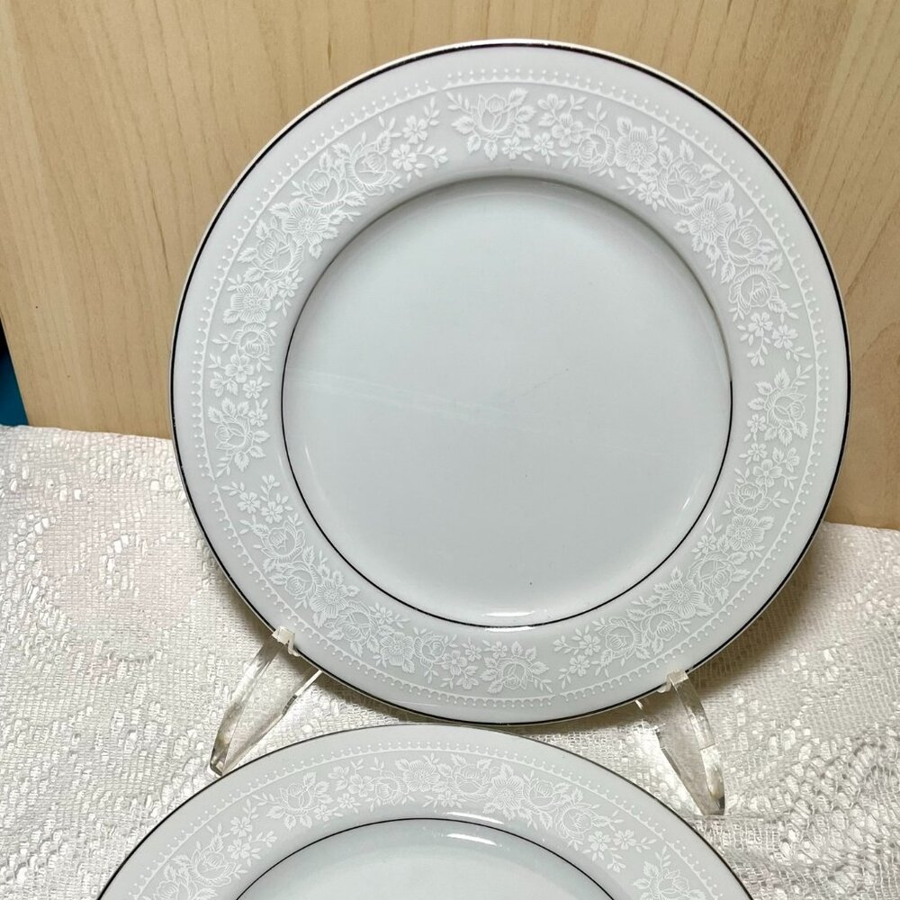 MOMOYAMA Fine China Japan Dinner Plate - Set of 2, Raised White Florals & Dots
